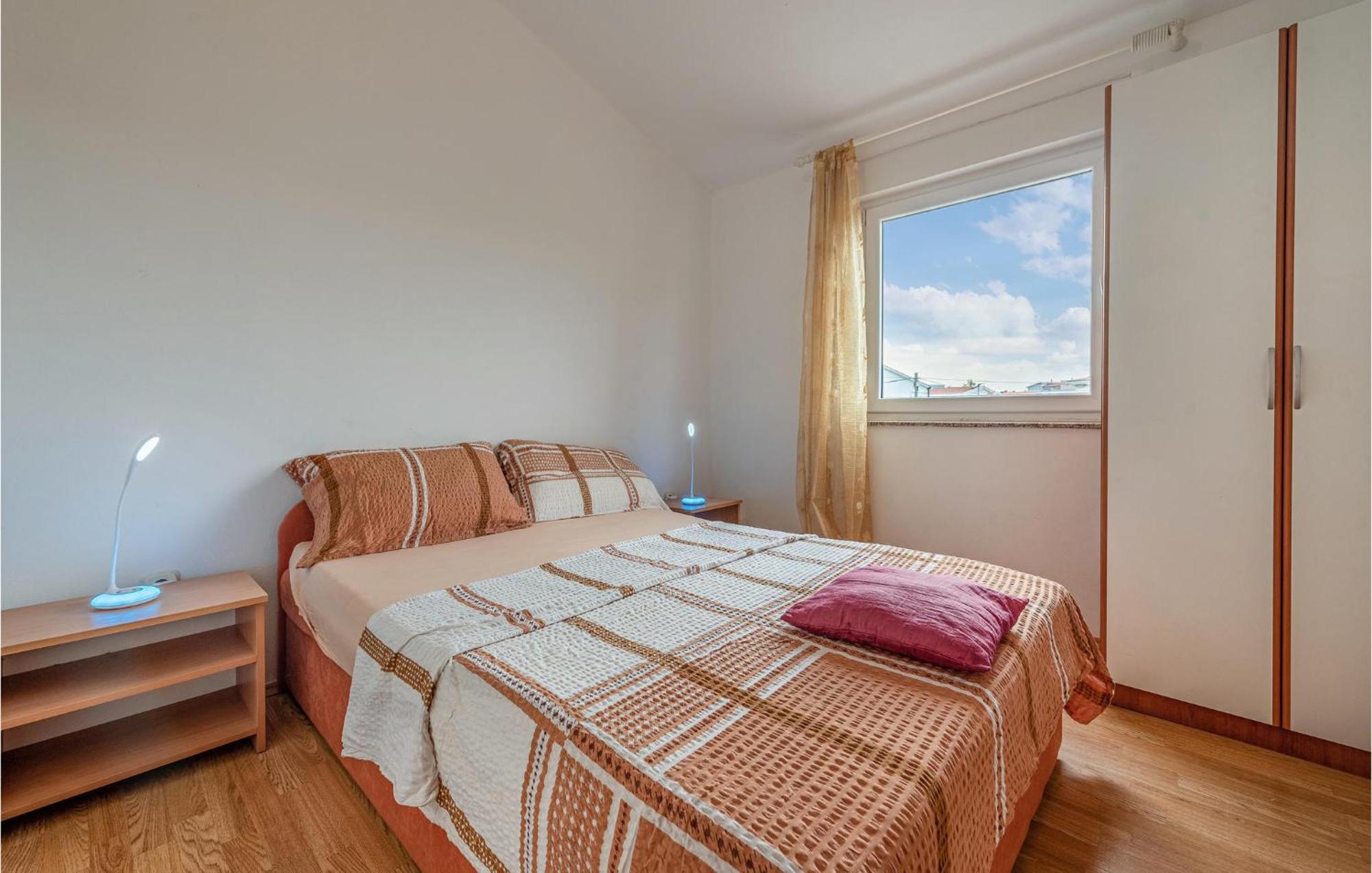 Beautiful Apartment In Vir With Wifi Exterior foto
